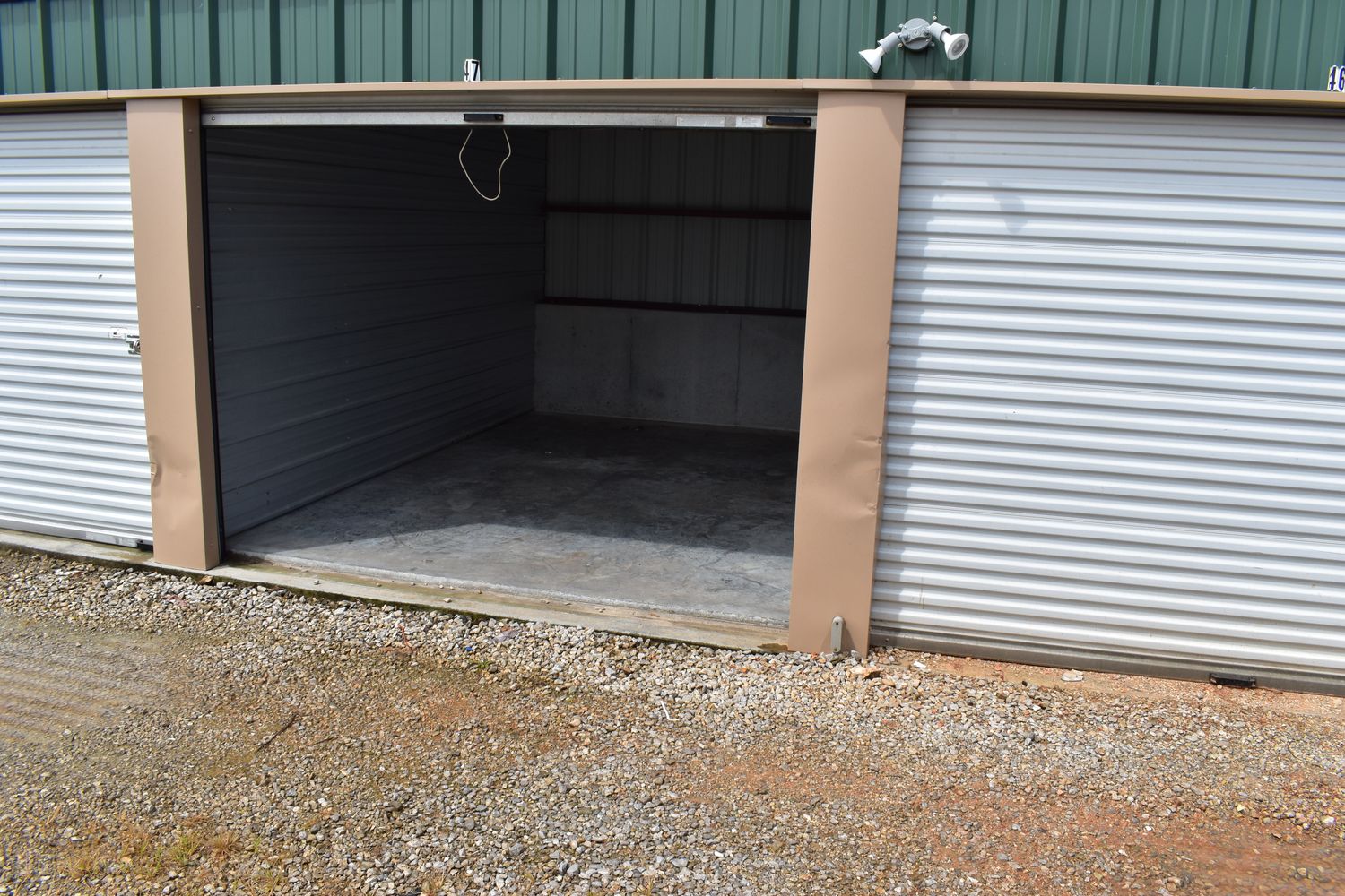 408 E Bond St, Monett, MO 65708